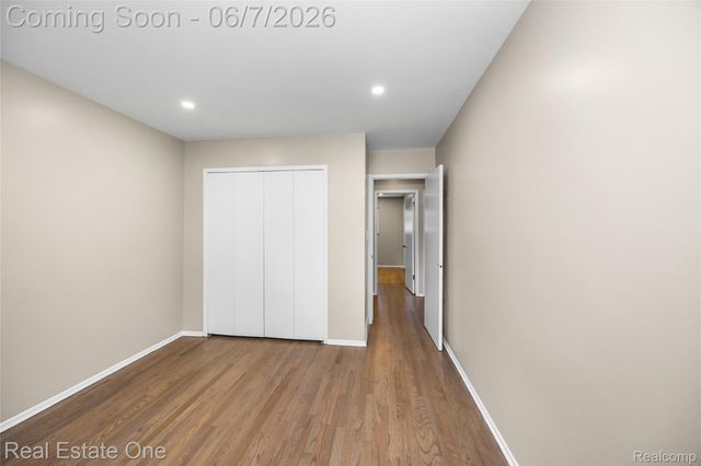 29903 Blossom Lane, Warren, MI 48088