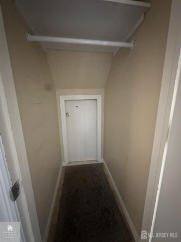 74 Carriage Place, Edison, NJ 08820