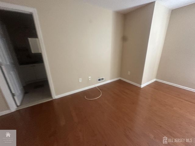 74 Carriage Place, Edison, NJ 08820