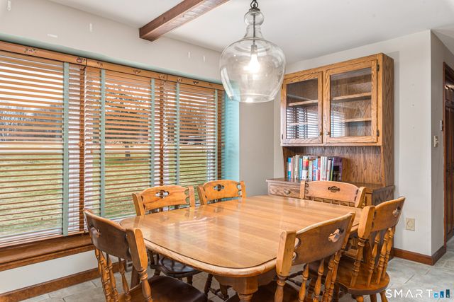 1554 King Street, Enfield, CT 06082