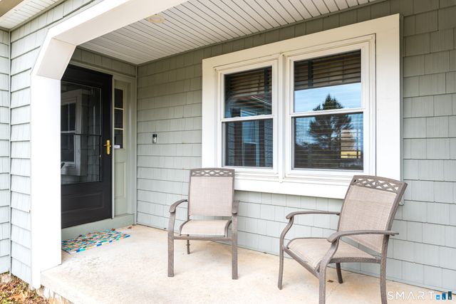 1554 King Street, Enfield, CT 06082