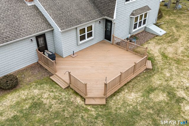 1554 King Street, Enfield, CT 06082