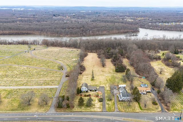 1554 King Street, Enfield, CT 06082