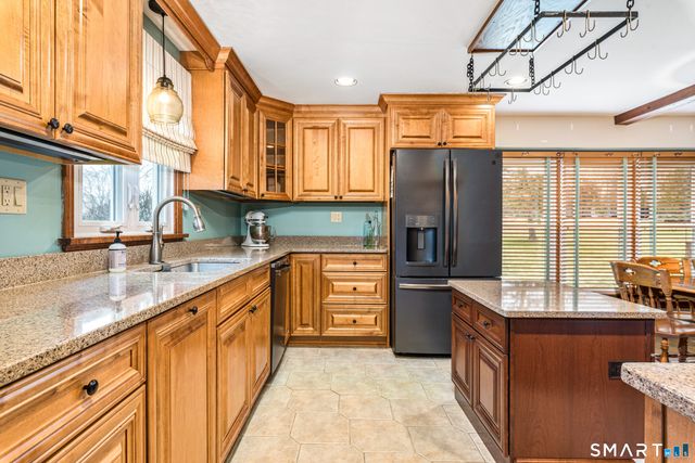 1554 King Street, Enfield, CT 06082