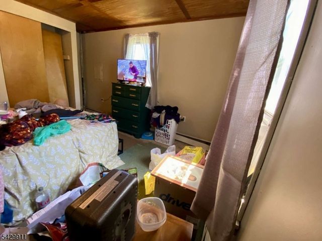176 Margaret King Ave, Ringwood Boro, NJ 07456