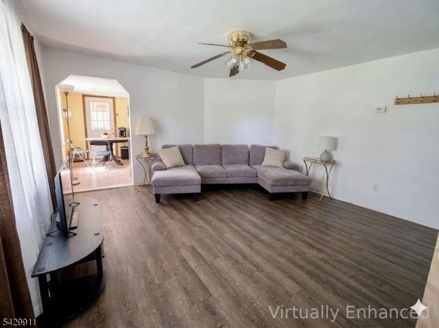 176 Margaret King Ave, Ringwood Boro, NJ 07456