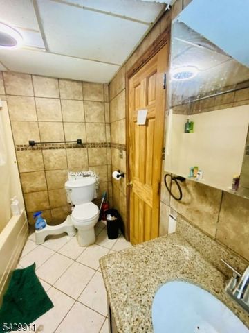 176 Margaret King Ave, Ringwood Boro, NJ 07456