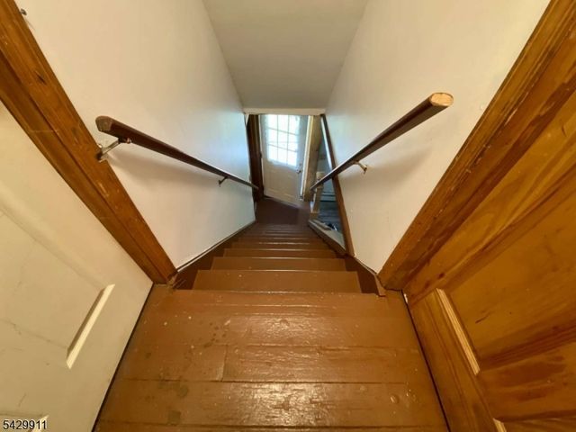 176 Margaret King Ave, Ringwood Boro, NJ 07456