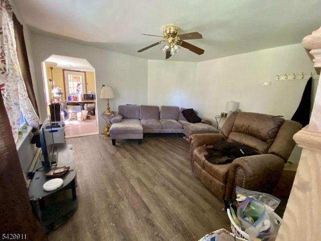 176 Margaret King Ave, Ringwood Boro, NJ 07456