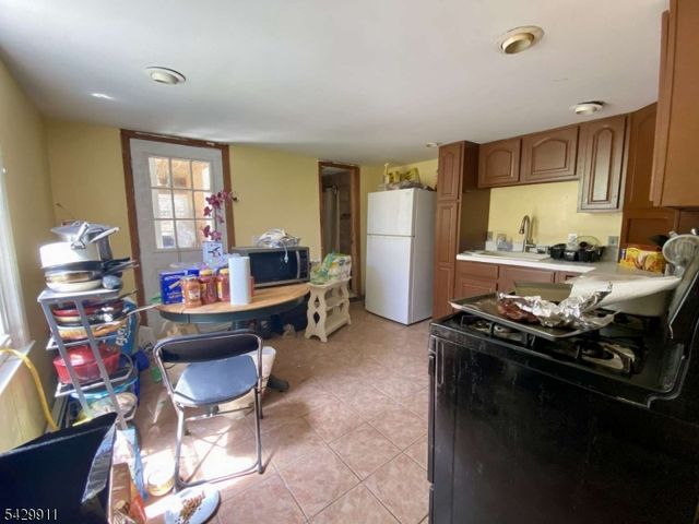 176 Margaret King Ave, Ringwood Boro, NJ 07456