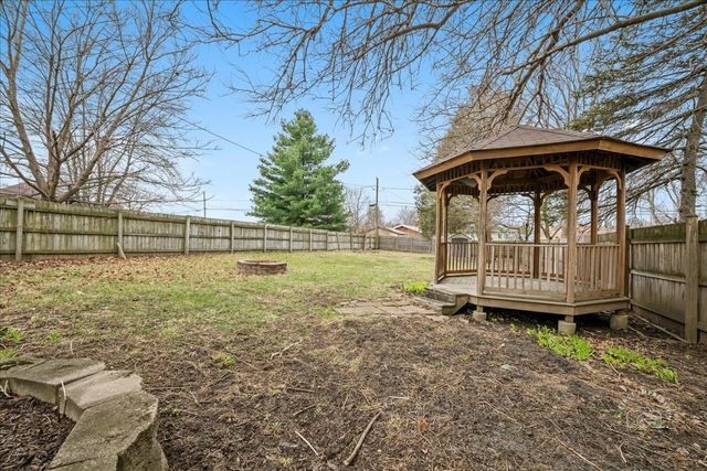 506 N Garfield Street, Lombard, IL 60148