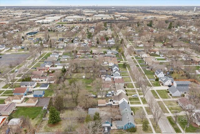 506 N Garfield Street, Lombard, IL 60148