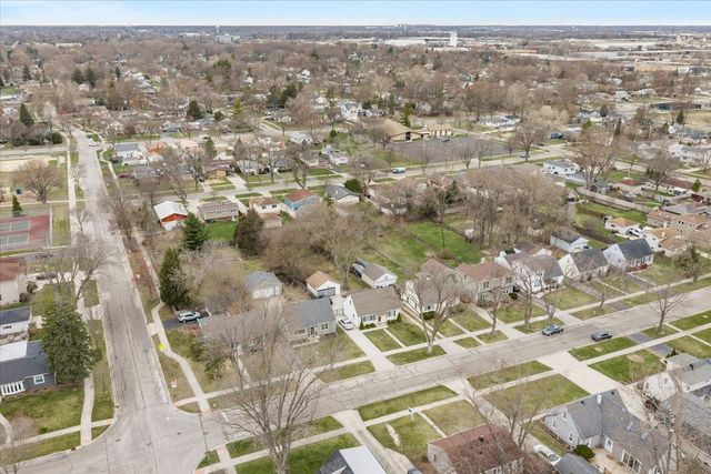 506 N Garfield Street, Lombard, IL 60148