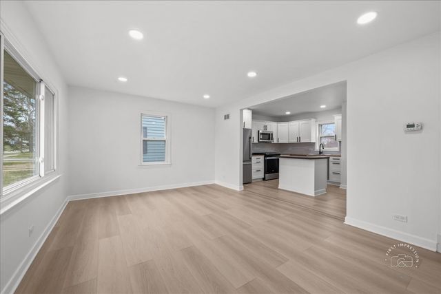 506 N Garfield Street, Lombard, IL 60148