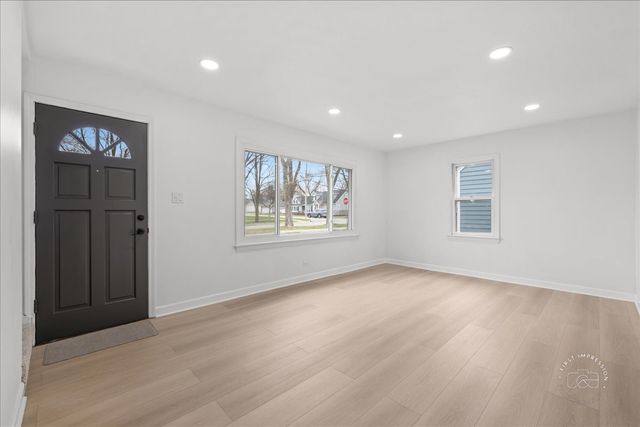 506 N Garfield Street, Lombard, IL 60148