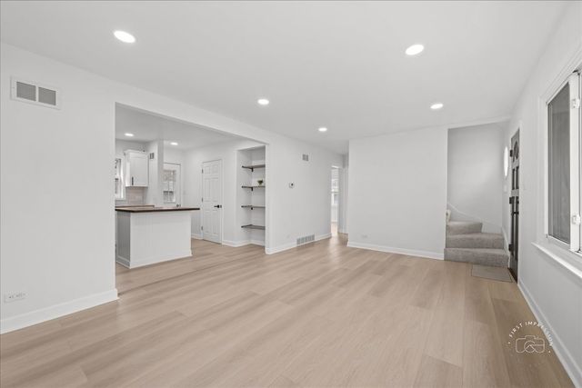 506 N Garfield Street, Lombard, IL 60148