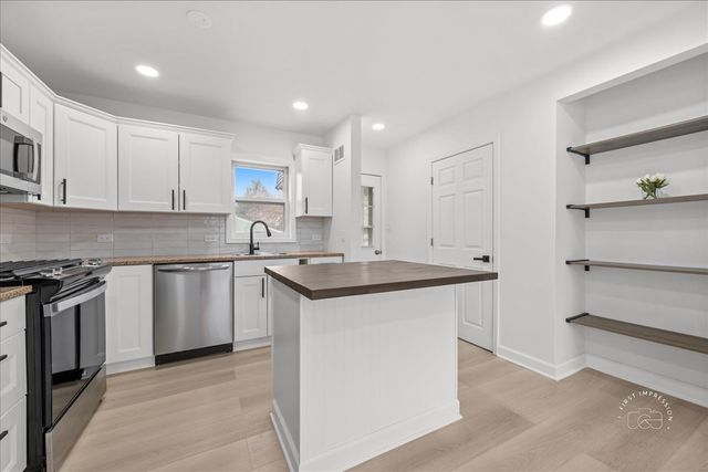 506 N Garfield Street, Lombard, IL 60148