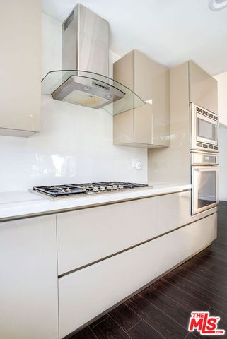 2228 Nella Vista Avenue, Los Angeles, CA 90027
