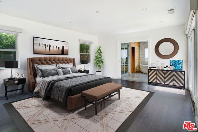 2228 Nella Vista Avenue, Los Angeles, CA 90027