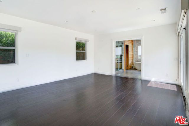 2228 Nella Vista Avenue, Los Angeles, CA 90027