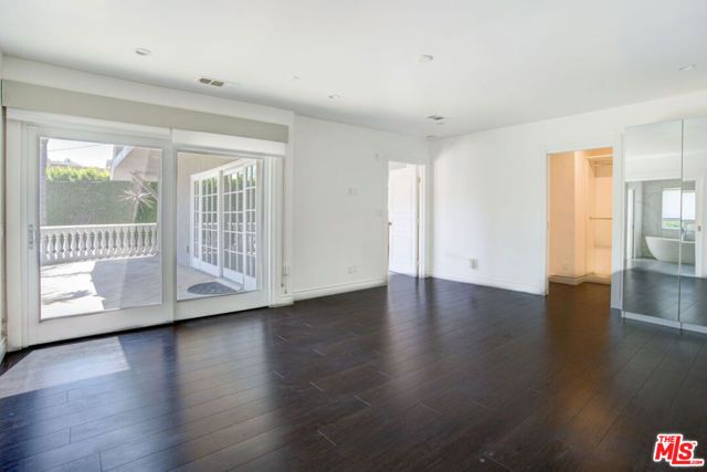 2228 Nella Vista Avenue, Los Angeles, CA 90027