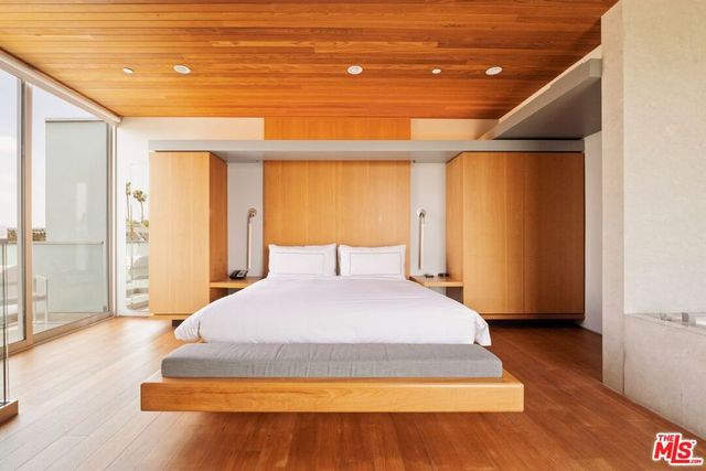 1257 Edris Drive, Los Angeles, CA 90035