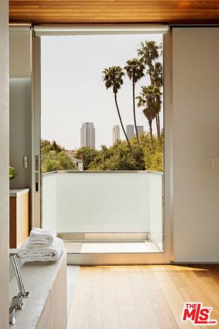 1257 Edris Drive, Los Angeles, CA 90035