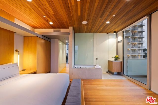 1257 Edris Drive, Los Angeles, CA 90035