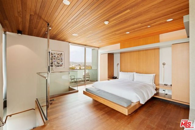 1257 Edris Drive, Los Angeles, CA 90035