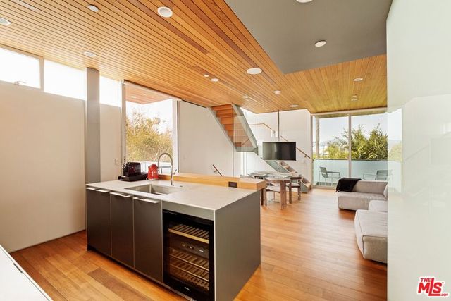 1257 Edris Drive, Los Angeles, CA 90035