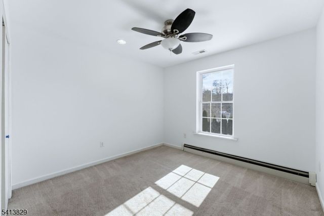 105 Hillside Ter, Lebanon Twp., NJ 07830