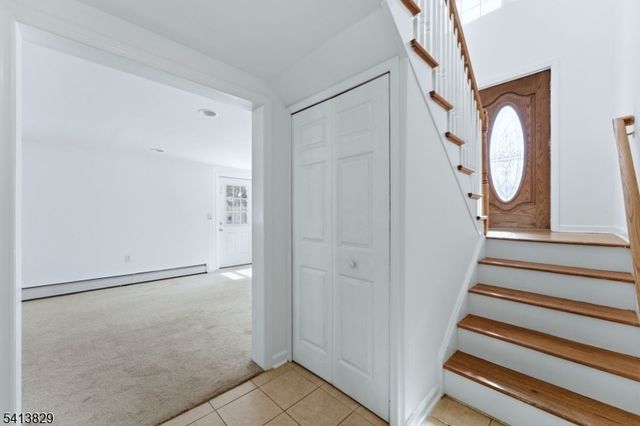 105 Hillside Ter, Lebanon Twp., NJ 07830