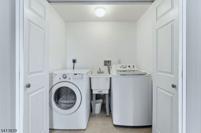 105 Hillside Ter, Lebanon Twp., NJ 07830