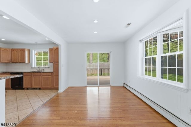 105 Hillside Ter, Lebanon Twp., NJ 07830