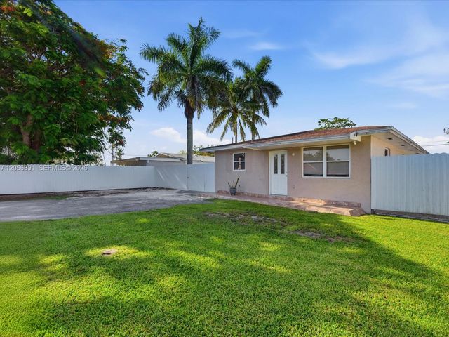 827 SW 3rd Street, Florida City, FL 33034