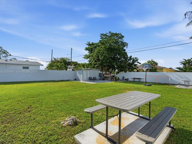 827 SW 3rd Street, Florida City, FL 33034