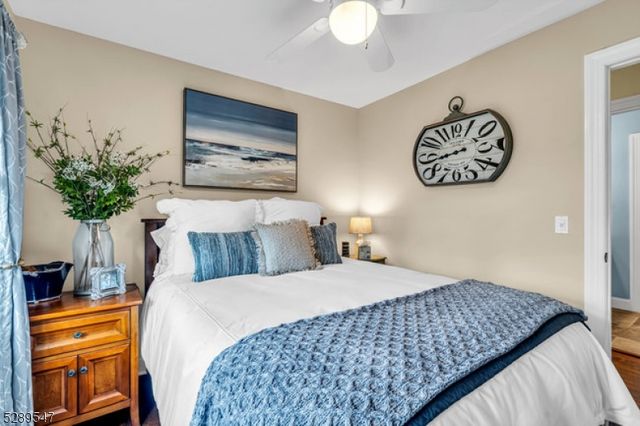 423 Lakeside Blvd, Hopatcong Boro, NJ 07843