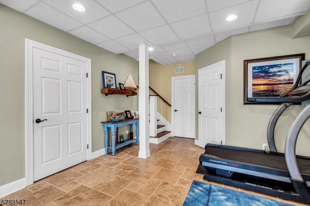 423 Lakeside Blvd, Hopatcong Boro, NJ 07843