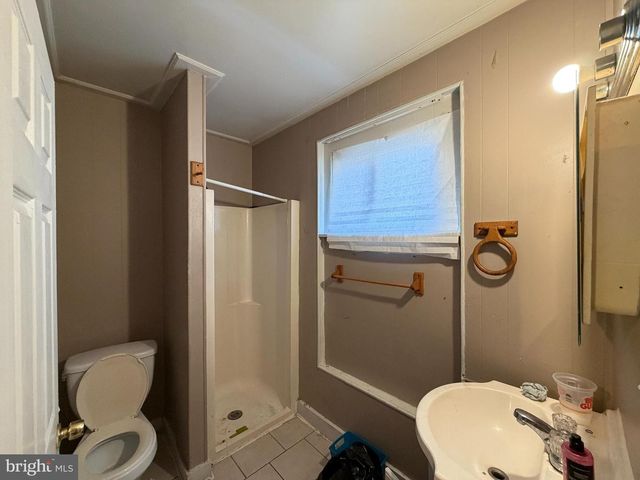 2826 E MONUMENT ST, Baltimore, MD 21205