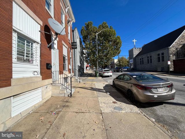2826 E MONUMENT ST, Baltimore, MD 21205