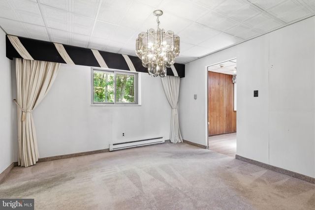 310 CASEY CIR, Huntingdon Valley, PA 19006