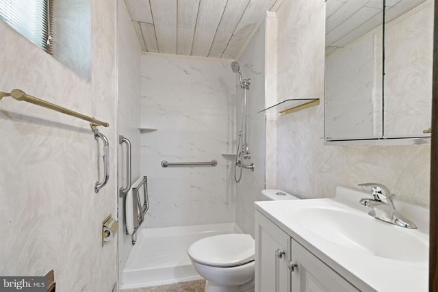 310 CASEY CIR, Huntingdon Valley, PA 19006