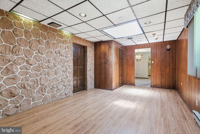 310 CASEY CIR, Huntingdon Valley, PA 19006