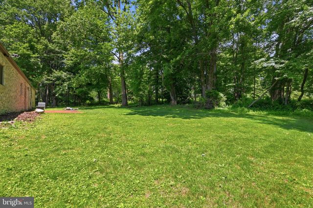 310 CASEY CIR, Huntingdon Valley, PA 19006