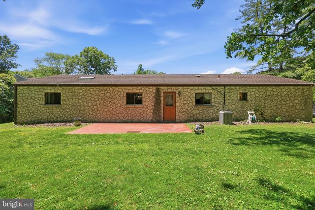 310 CASEY CIR, Huntingdon Valley, PA 19006