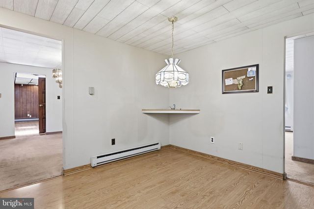 310 CASEY CIR, Huntingdon Valley, PA 19006