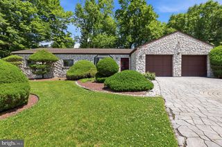 310 CASEY CIR, Huntingdon Valley, PA 19006