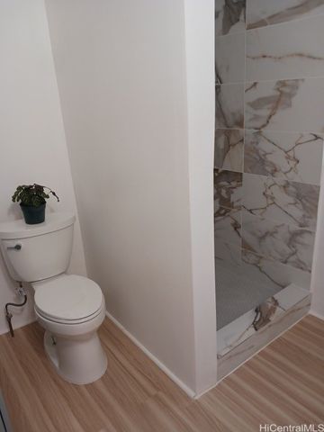 3279 Hoanoho Place, Honolulu, HI 96816