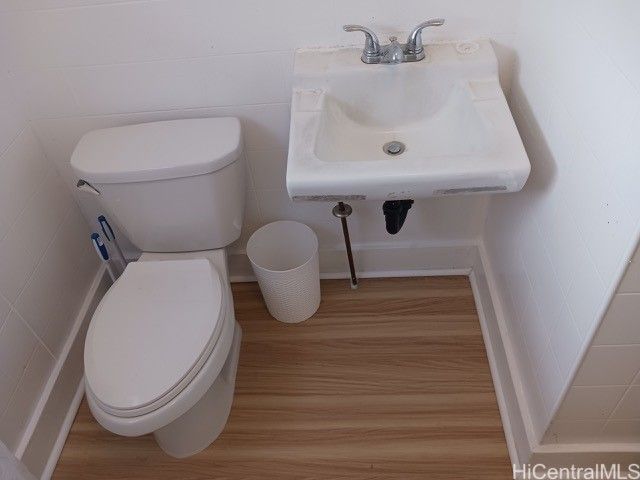 3279 Hoanoho Place, Honolulu, HI 96816