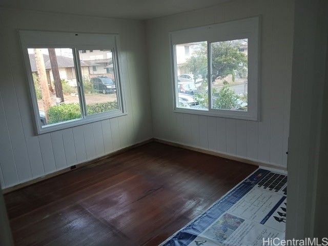 3279 Hoanoho Place, Honolulu, HI 96816